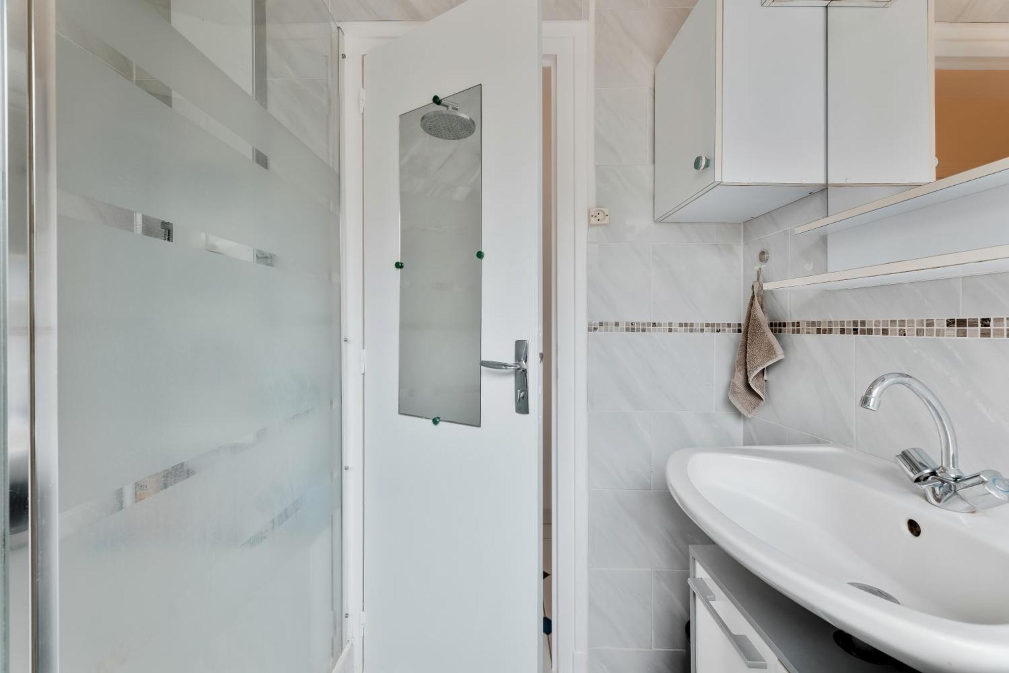 T2 Cosy Jardin Port & A Pied Apartment